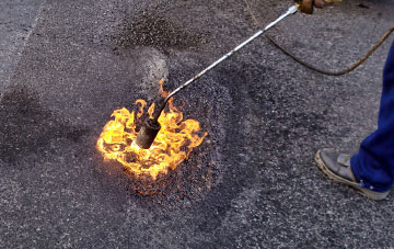 Appleshaw flat roofing repairs